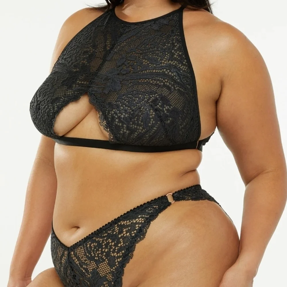 3X • Savage × Fenty • High-Neck Lace Bralette - Picture 2 of 5